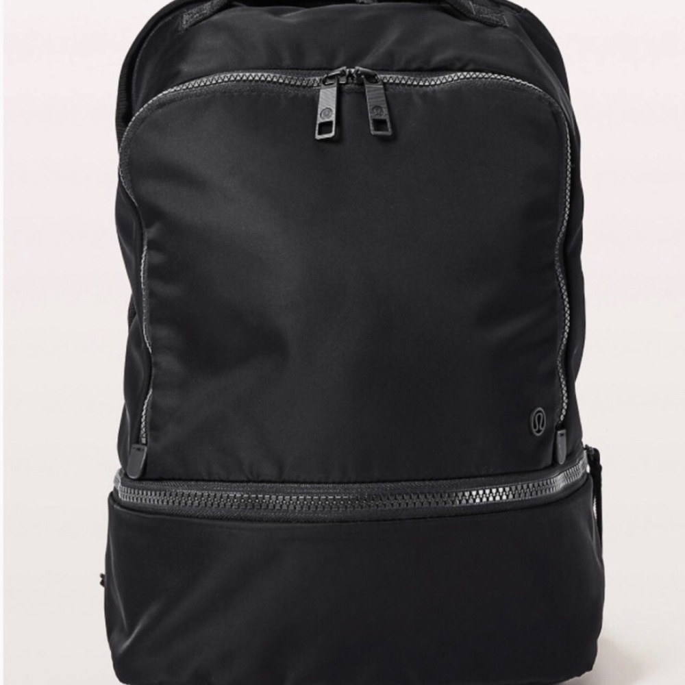 LULULEMON Black City Adventurer Backpack
